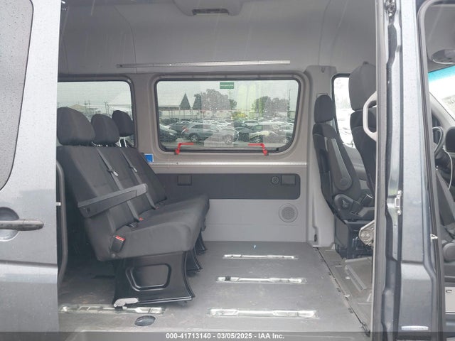 WDZPE8CC4F5981305 Mercedes-Benz Sprinter 2500 High  Roof