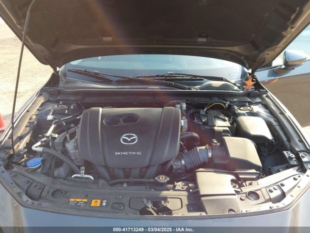 3MZBPAEM9KM102013 Mazda Mazda3 Premium Package