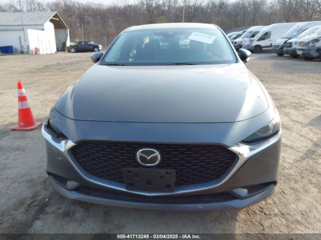 3MZBPAEM9KM102013 Mazda Mazda3 Premium Package