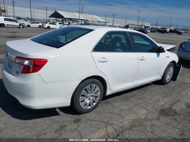 4T1BD1FK5EU135465 Toyota Camry Hybrid Le