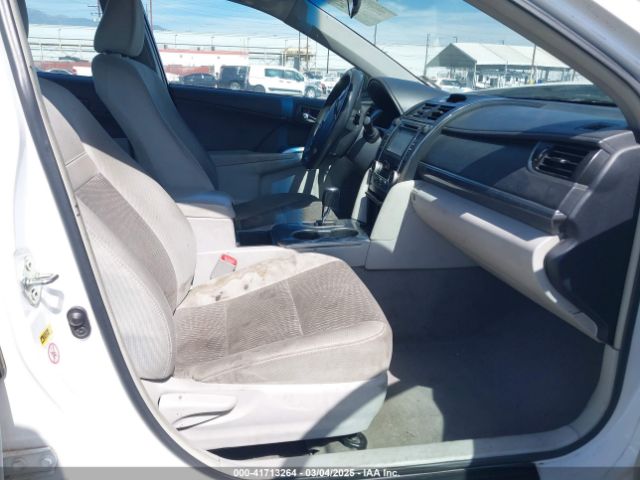 4T1BD1FK5EU135465 Toyota Camry Hybrid Le
