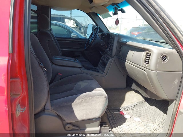 41713285 :رقم المزاد ، 2GTEC13T951199456 vin ، 2005 Gmc Sierra 1500 Sle مزاد بيع