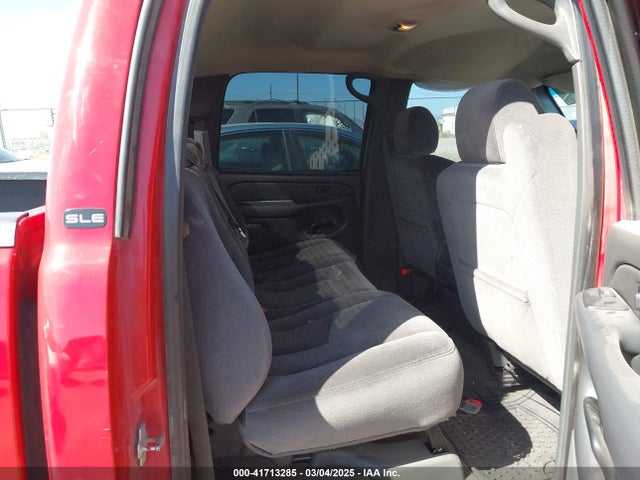 41713285 :رقم المزاد ، 2GTEC13T951199456 vin ، 2005 Gmc Sierra 1500 Sle مزاد بيع