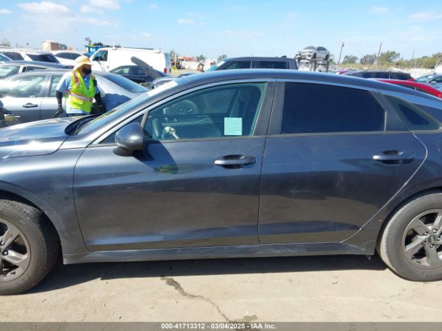 5XXG14J24MG038158 KIA K5 LXS