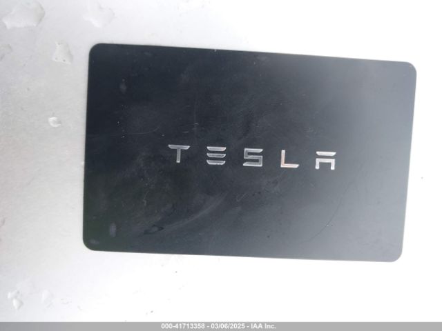 5YJ3E1ET5RF885527 Tesla MODEL 3