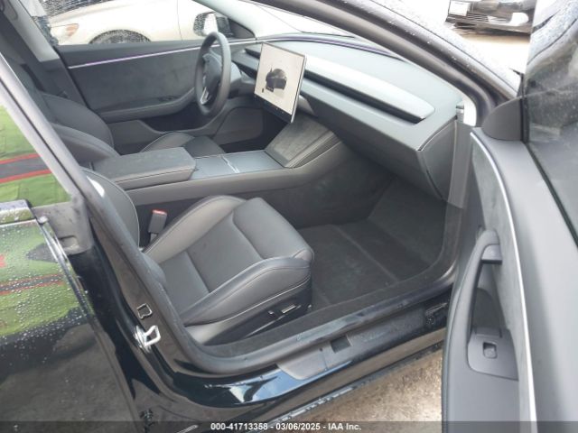 5YJ3E1ET5RF885527 Tesla MODEL 3