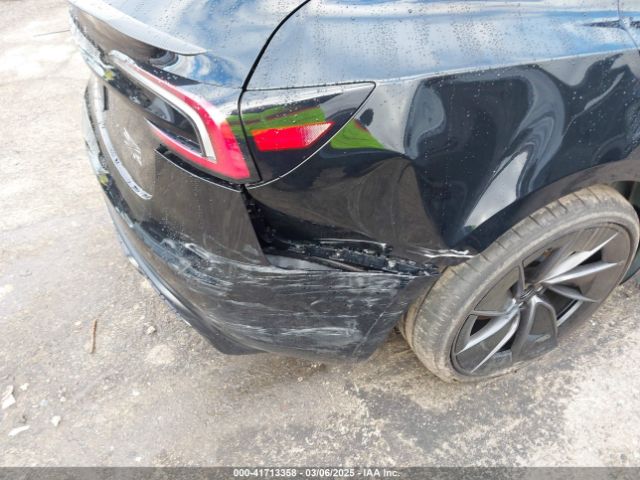5YJ3E1ET5RF885527 Tesla MODEL 3