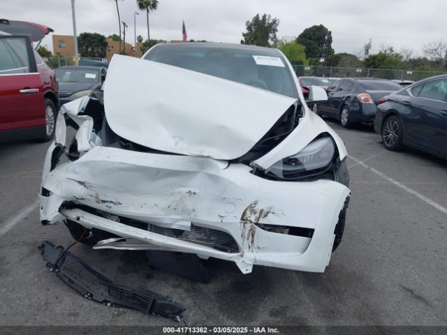 7SAYGDED6RF166543 Tesla Model Y
