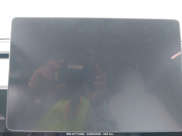 7SAYGDED6RF166543 Tesla Model Y