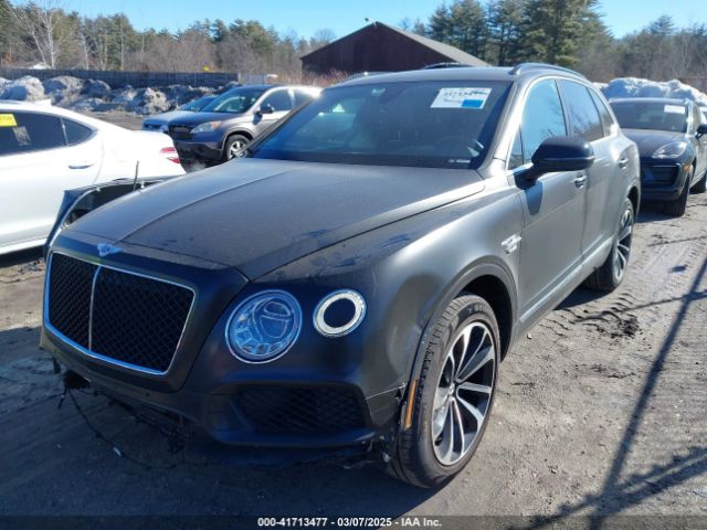 2019 BENTLEY BENTAYGA SJAAM2ZV9KC024576 Photo 1