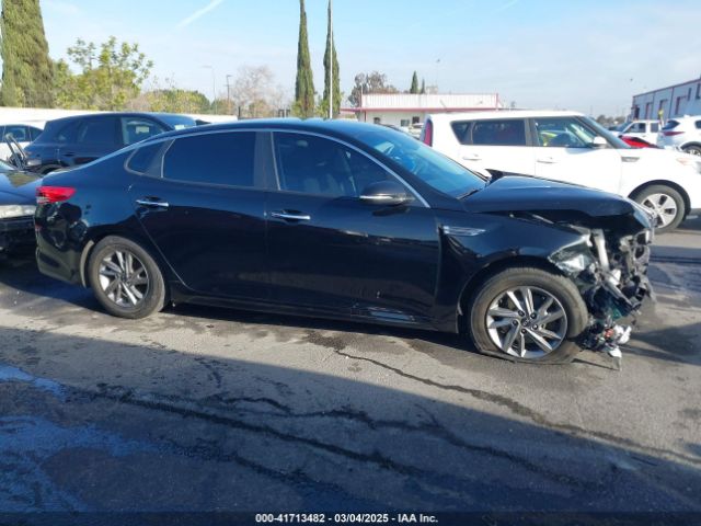 5XXGT4L32KG324877 KIA Optima Lx