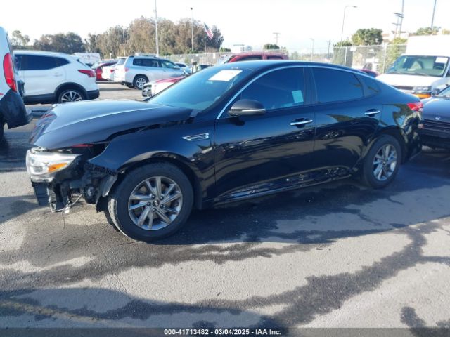 5XXGT4L32KG324877 KIA Optima Lx