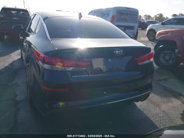 5XXGT4L32KG324877 KIA Optima Lx