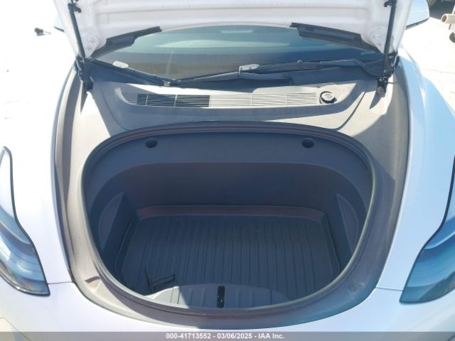 5YJ3E1EAXNF338584 Tesla Model 3 Rear-wheel Drive