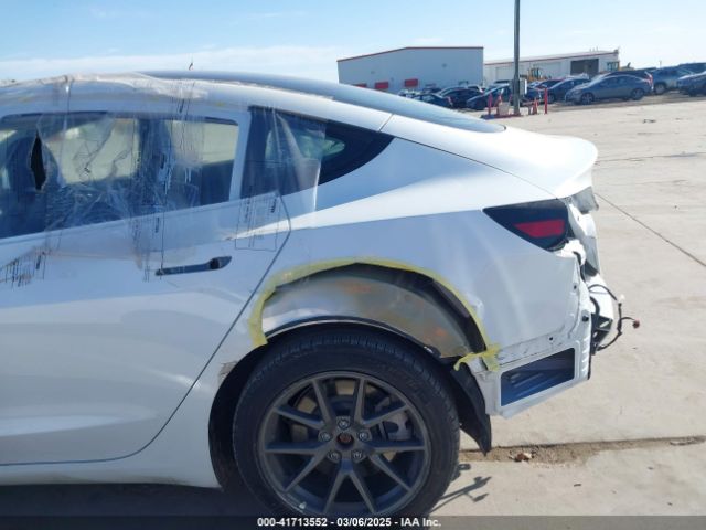 5YJ3E1EAXNF338584 Tesla Model 3 Rear-wheel Drive