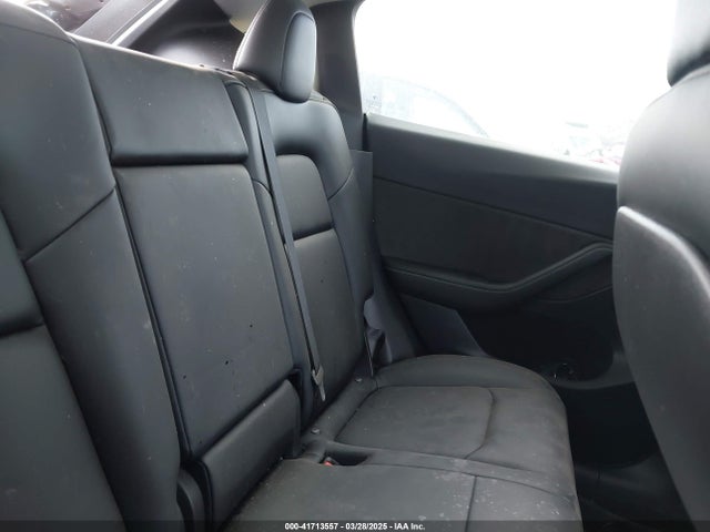2022 TESLA MODEL Y 7SAYGDEF7NF563433 Photo 7