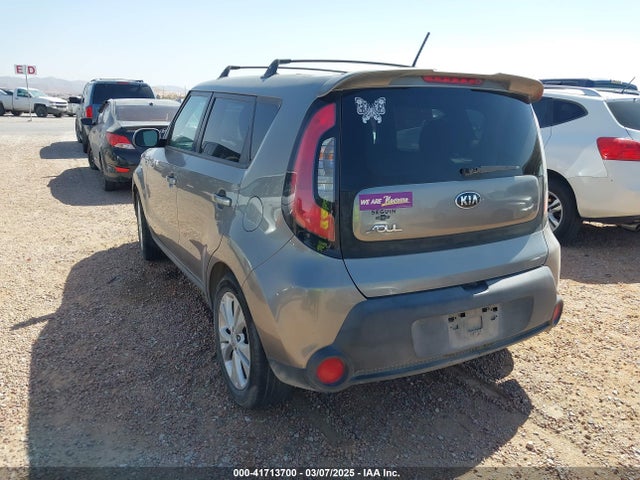 KIA SOUL + 2015 KNDJP3A54F7165609 Image 3