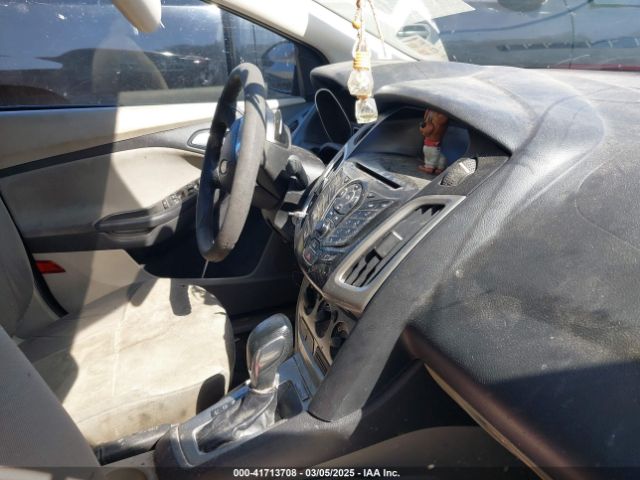 1FADP3F25EL190736 Ford FOCUS SE