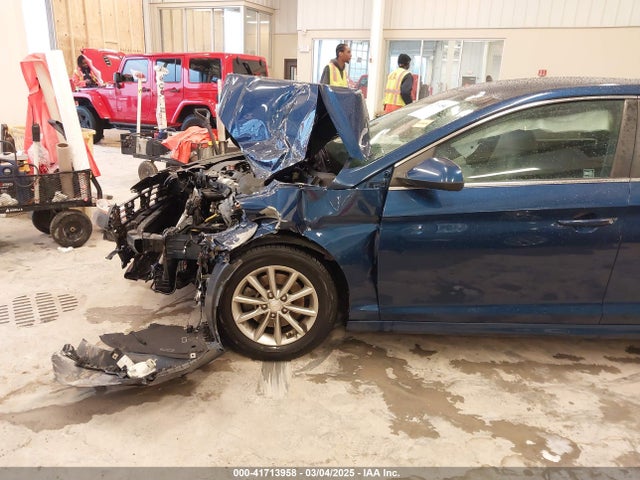 5NPE24AF7KH803260 Hyundai SONATA SE