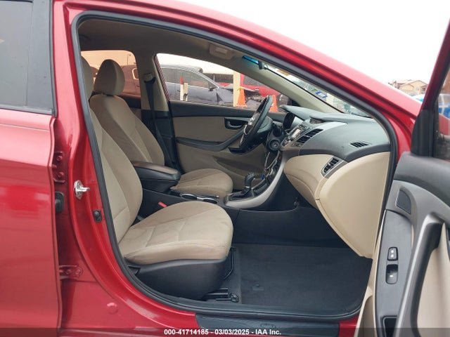 5NPDH4AE9GH655475 Hyundai ELANTRA SE
