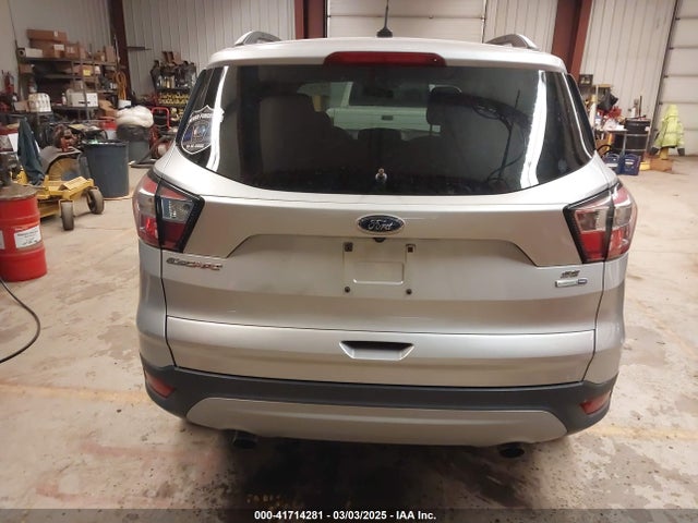 Ford ESCAPE SE 2018 1FMCU9GD1JUA45968 Image 16