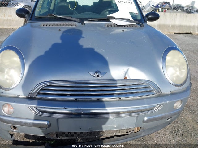 2003 MINI COOPER WMWRC334X3TC45616 Photo 9