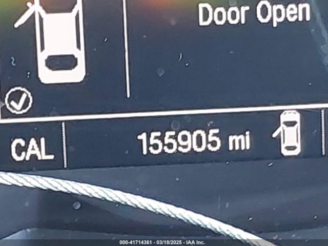 KL7CJKSBXHB228640 Chevrolet TRAX LS