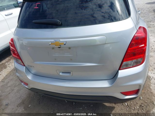 KL7CJKSBXHB228640 Chevrolet TRAX LS