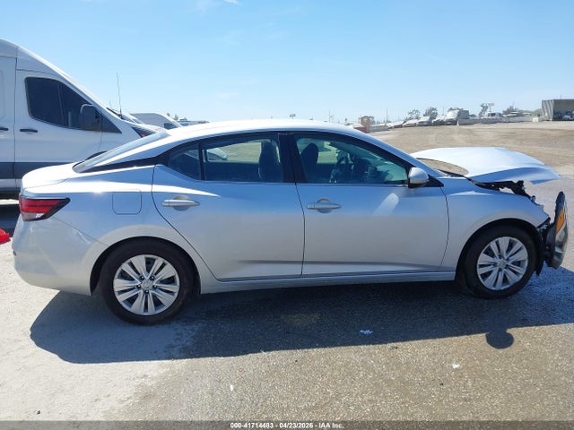 3N1AB8BV1NY293123 Nissan Sentra S Xtronic Cvt