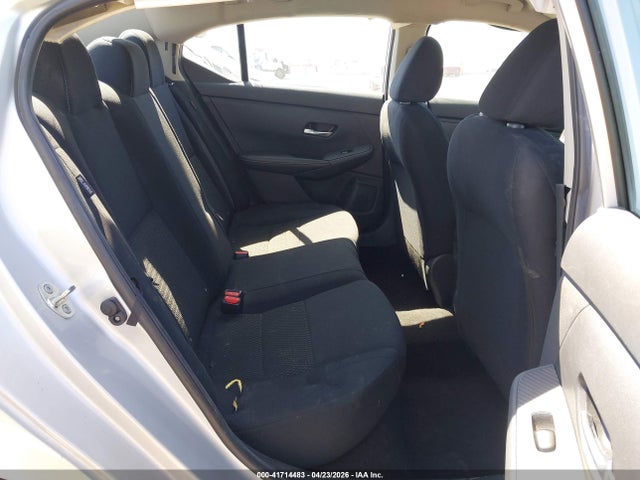3N1AB8BV1NY293123 Nissan Sentra S Xtronic Cvt