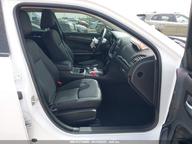 2C3CCAAGXPH664953 Chrysler 300 Touring