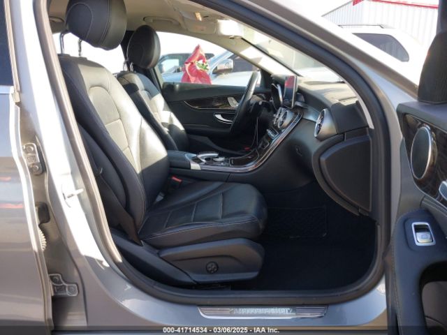 55SWF4JBXFU077676 Mercedes-Benz C 300 Luxury/sport