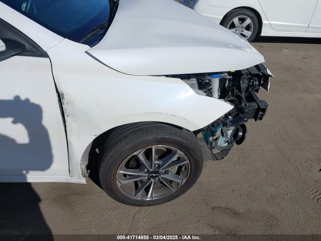 3KPF24AD1PE692140 KIA mpi nu
