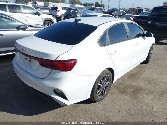 3KPF24AD1PE692140 KIA mpi nu