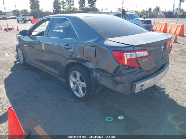 4T1BF1FK0EU353310 Toyota CAMRY SE