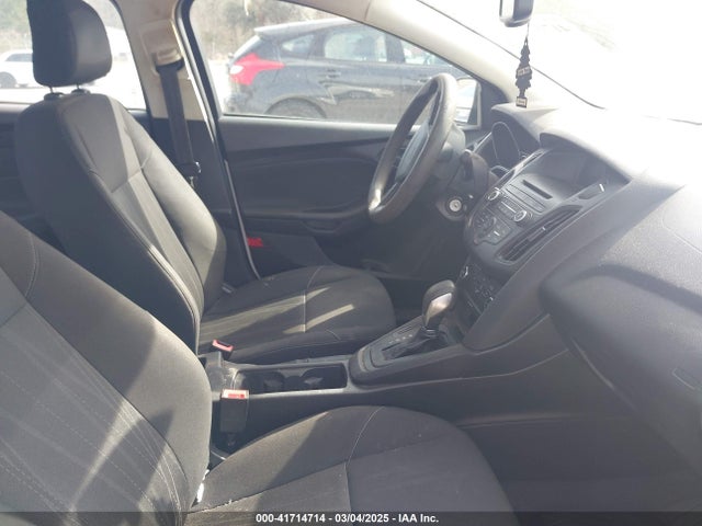 1FADP3E22FL295981 Ford FOCUS S