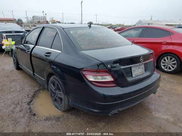 2010 MERCEDES-BENZ C 300 WDDGF5EB5AR101722 Photo 2