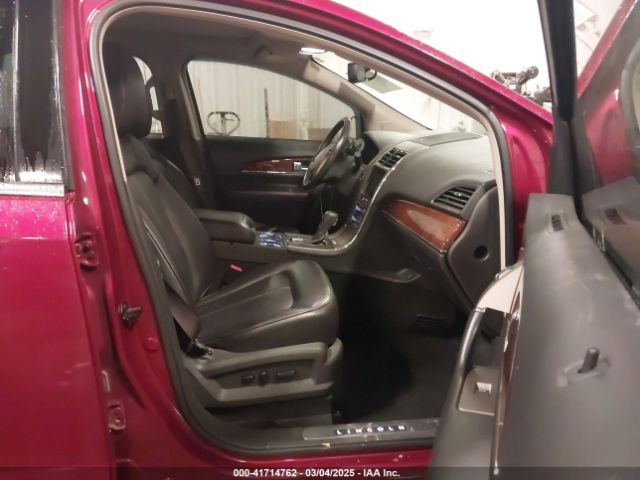 2LMDJ8JK7EBL00900 Lincoln MKX