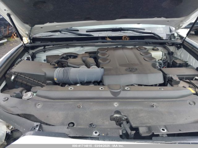 2022 TOYOTA 4RUNNER JTEMU5JR3N5987585 Photo 9