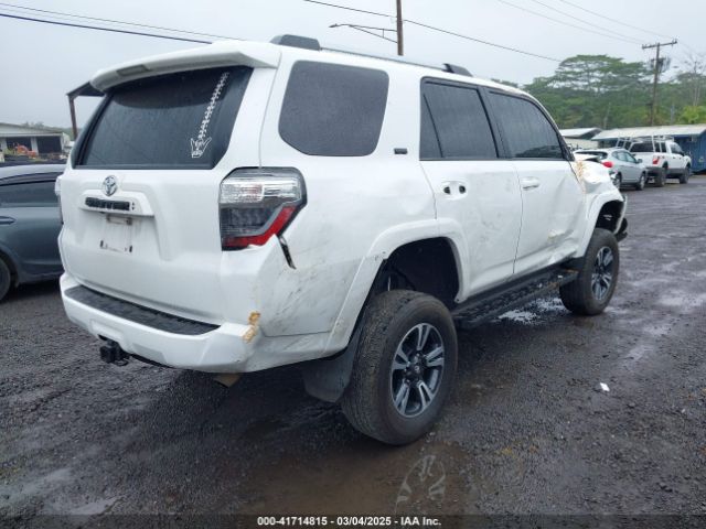 2022 TOYOTA 4RUNNER JTEMU5JR3N5987585 Photo 3