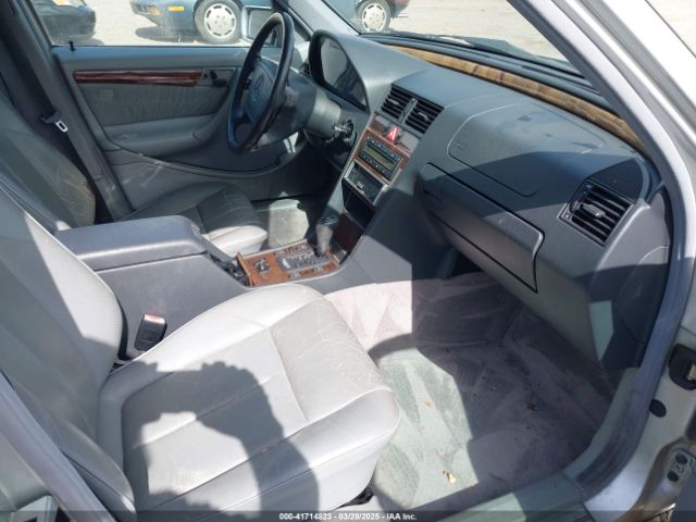 1998 MERCEDES-BENZ C 230 WDBHA23G5WA630456 Photo 4