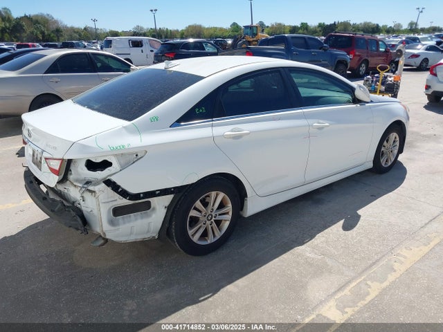 5NPEB4AC6EH901108 Hyundai SONATA GLS