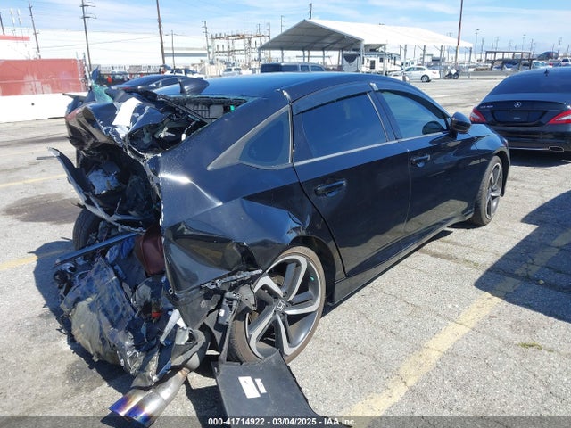 1HGCV1F38JA186065 Honda Accord Sport