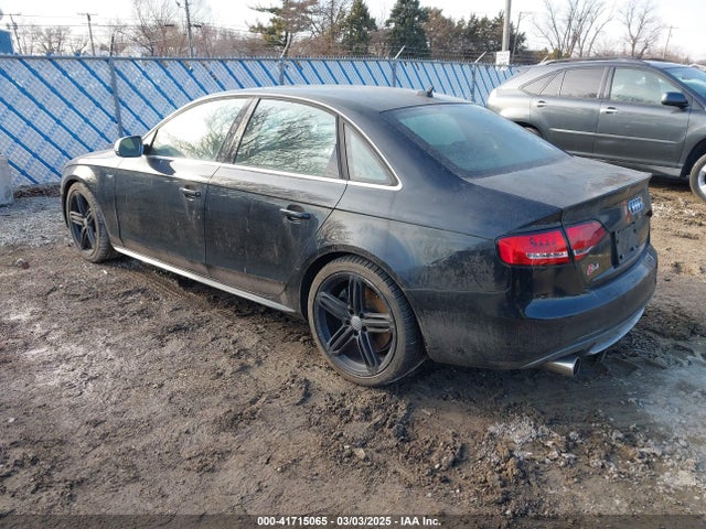2010 AUDI S4 WAUKGAFL6AA096026 Photo 2
