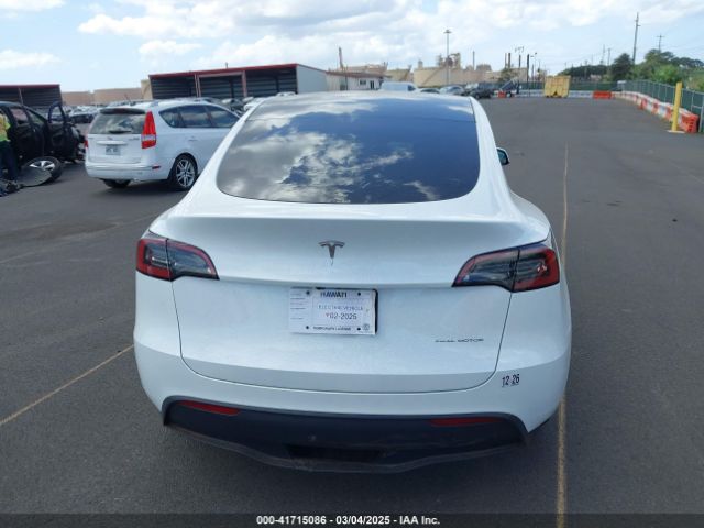 7SAYGDEE5RF181334 Tesla Model Y Long Range Dual Motor All-wheel Drive