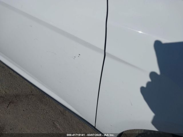 1FADP3E28FL386124 Ford FOCUS S
