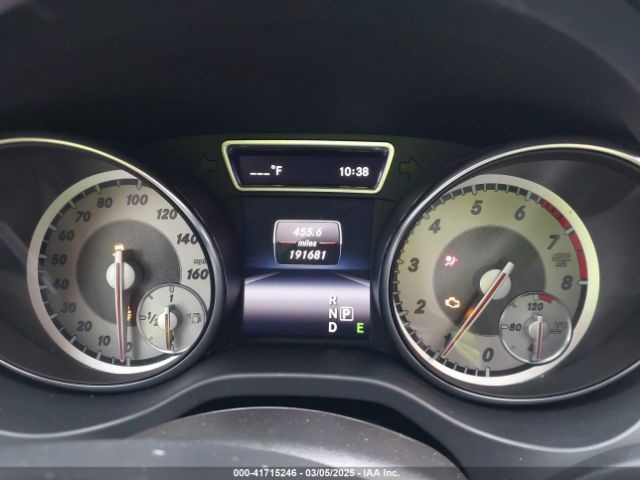 WDCTG4EBXFJ121299 Mercedes-Benz GLA 250