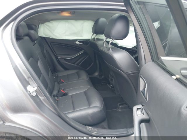 WDCTG4EBXFJ121299 Mercedes-Benz GLA 250