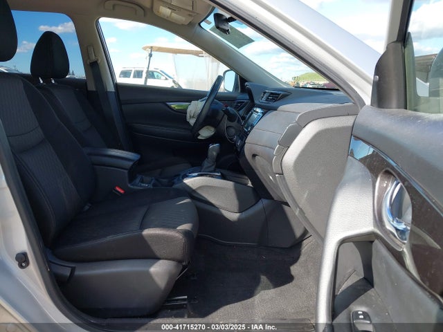JN8AT2MT4KW251054 Nissan ROGUE SV