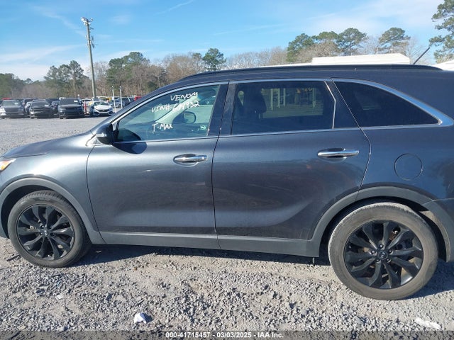 KIA Sorento 3.3l S 2019 5XYPG4A59KG604932 Image 14